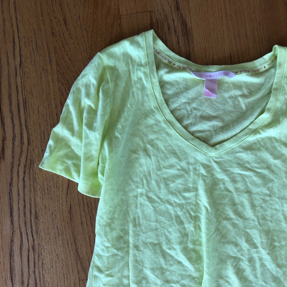 VS sleep tee